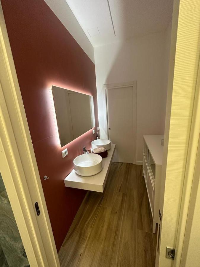 Napoli Centro - Di&Da Guest House المظهر الخارجي الصورة