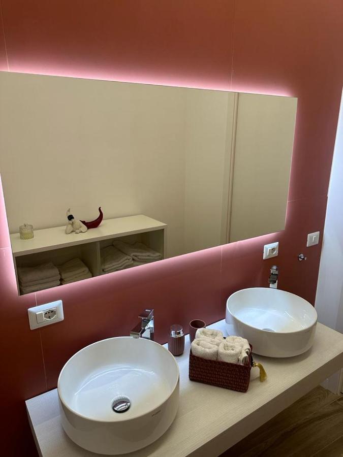 Napoli Centro - Di&Da Guest House المظهر الخارجي الصورة