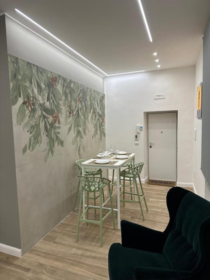 Napoli Centro - Di&Da Guest House المظهر الخارجي الصورة