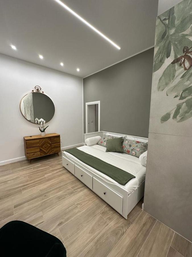 Napoli Centro - Di&Da Guest House المظهر الخارجي الصورة